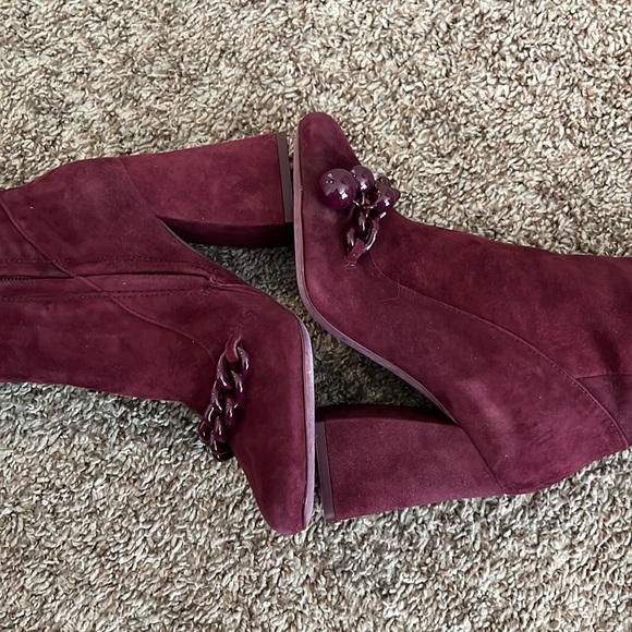 COPY - TORY BURCH Addison chain-embellished suede knee boots - Picture 4 of 8